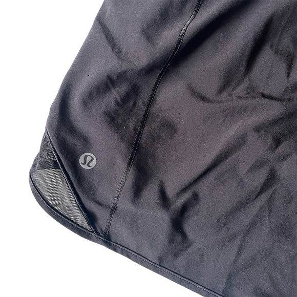 Lululemon Hotty Hot High-Rise Lined Shorts 4" Black Size 10 - Picture 5 of 14